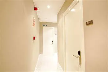 Guest house Express By Gaiarooms Barcelona